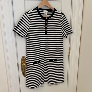 H&M Striped Black and White Short Sleeve Dress - M